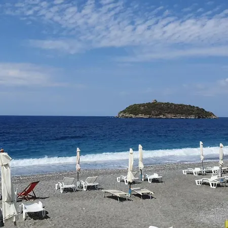 Rosanna 迪亚曼特