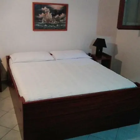 住宿加早餐酒店 Rosanna