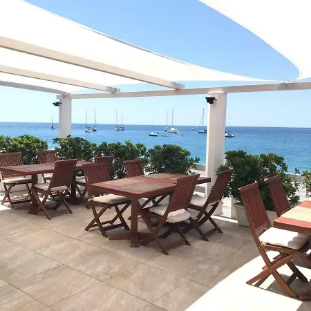 לינה וארוחת בוקר Rosanna